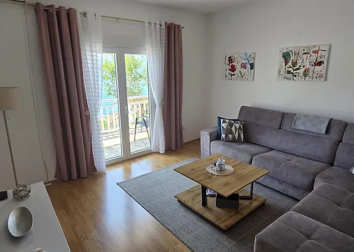 Vikendica Vacation Bruna *